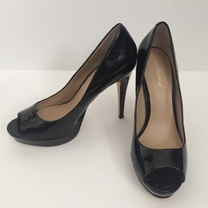 Saks Fifth Avenue Bethany Peep Toe Heel Size 9